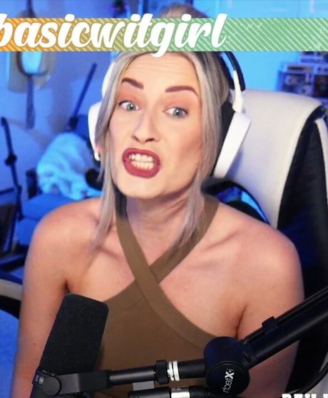 BasicWitGirl photo 80