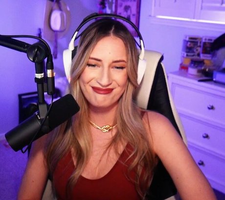 BasicWitGirl photo 115