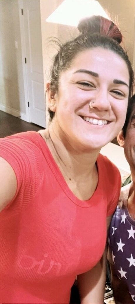 Bayley photo 31