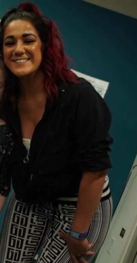Bayley photo 91