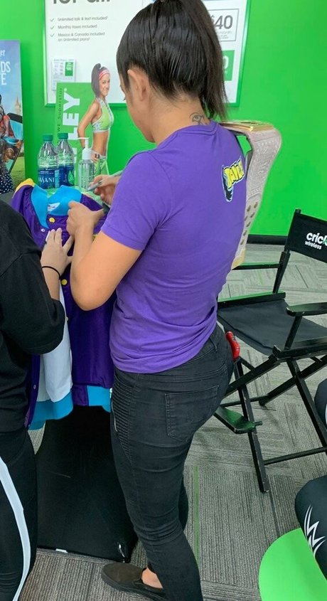 Bayley photo 112