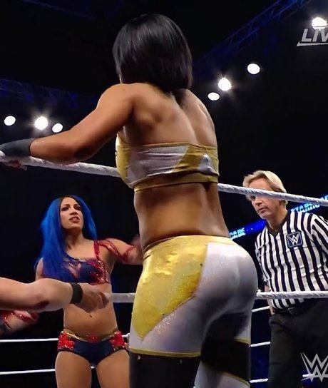 Bayley photo 117