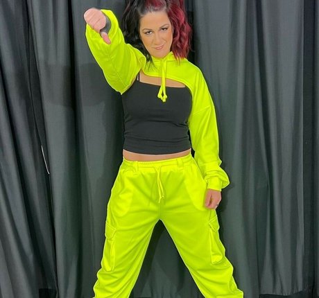 Bayley photo 124