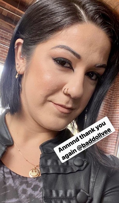 Bayley photo 164