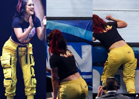 Bayley photo 180