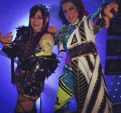 Bayley photo 253