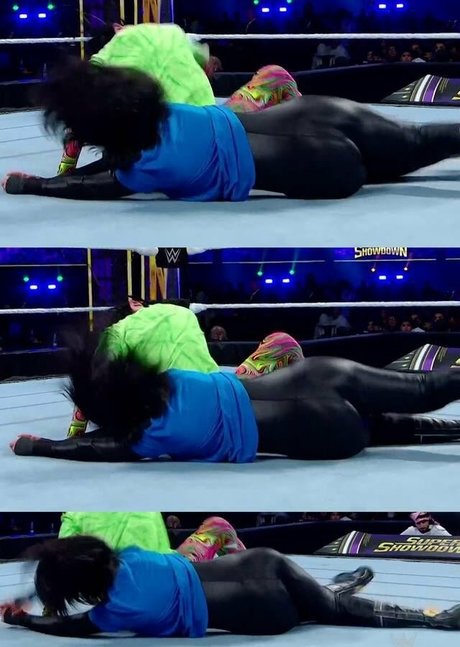 Bayley photo 295
