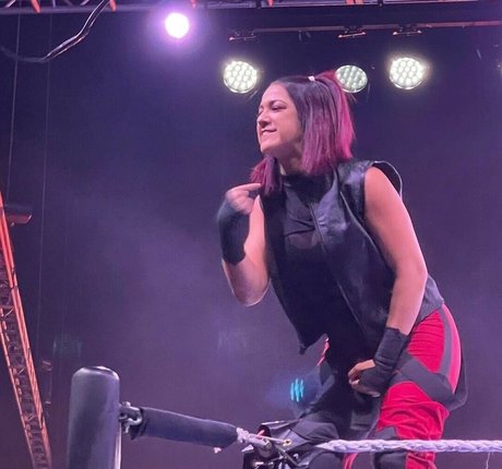 Bayley photo 302