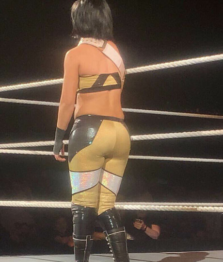 Bayley photo 303
