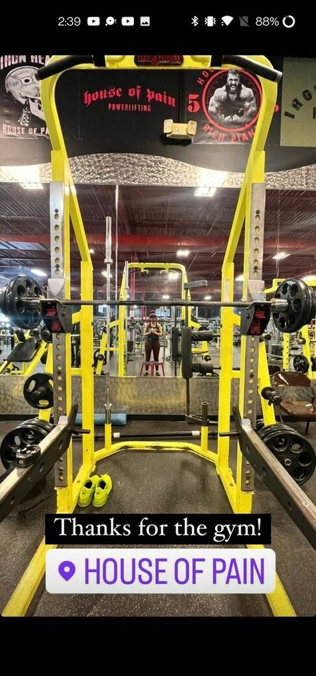 Bayley photo 314