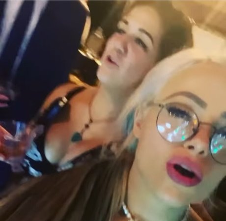 Bayley photo 319