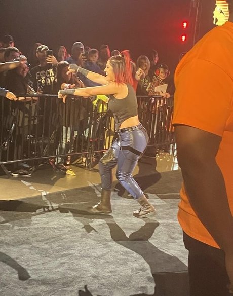 Bayley photo 326