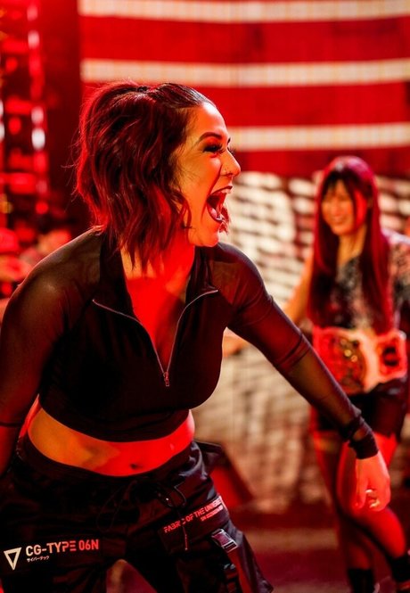 Bayley photo 330