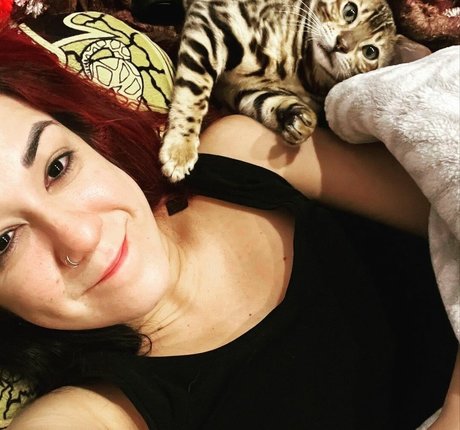Bayley photo 363