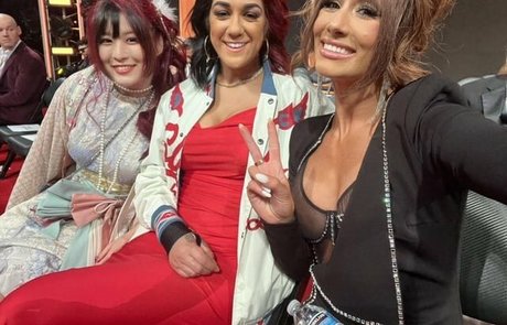 Bayley photo 374