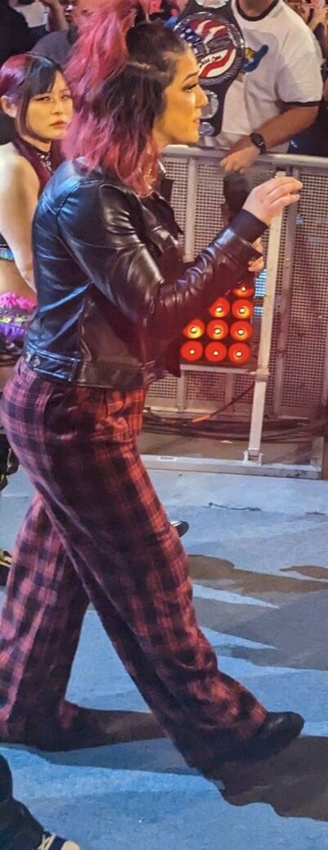 Bayley photo 390