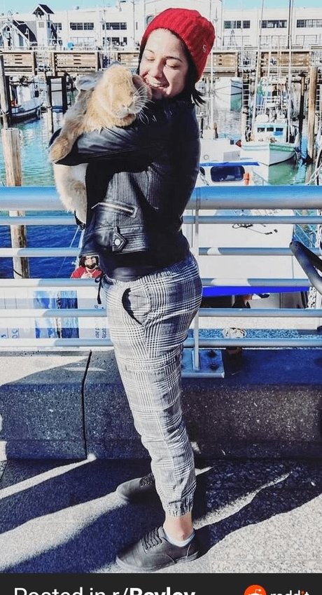 Bayley photo 430