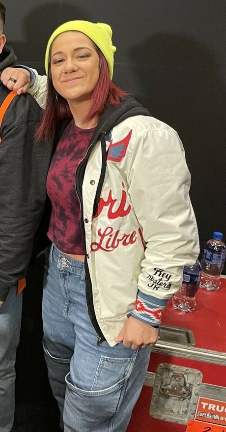 Bayley photo 445