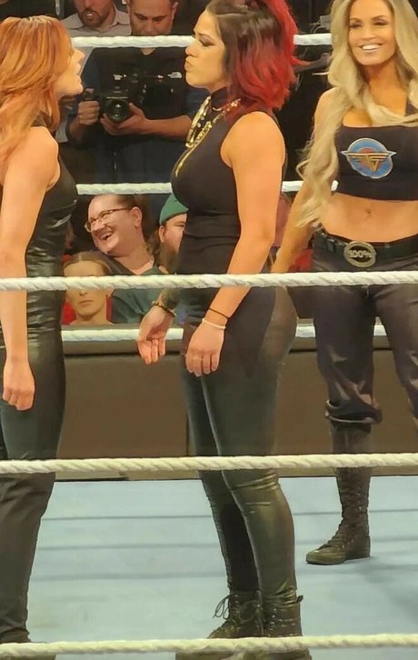 Bayley photo 447