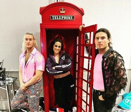 Bayley photo 453