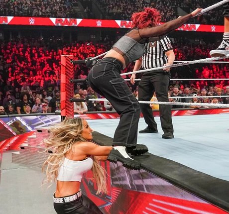Bayley photo 458