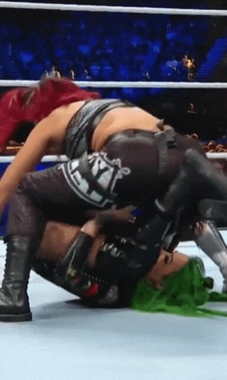 Bayley photo 459