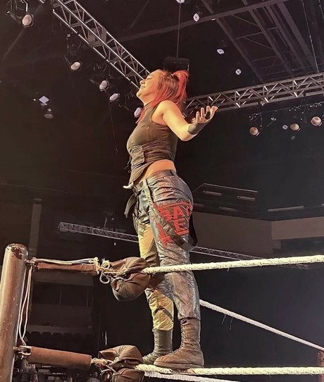 Bayley photo 461