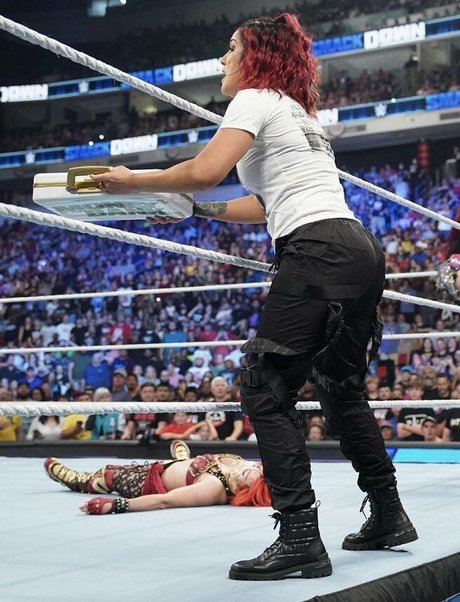 Bayley photo 468