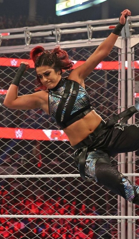 Bayley photo 470