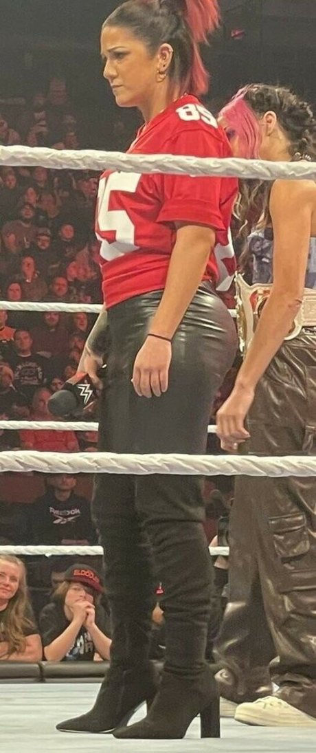 Bayley photo 480