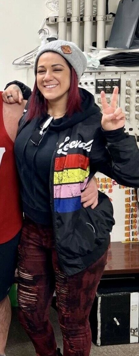 Bayley photo 489