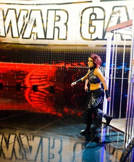 Bayley photo 503