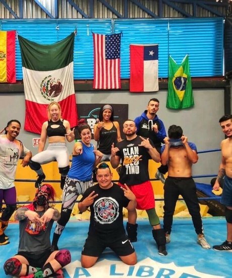 Bayley photo 516