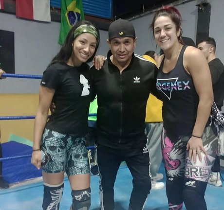 Bayley photo 518