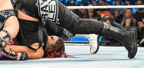 Bayley photo 531