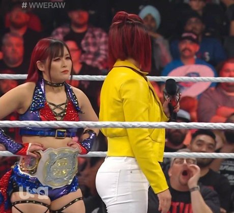 Bayley photo 536