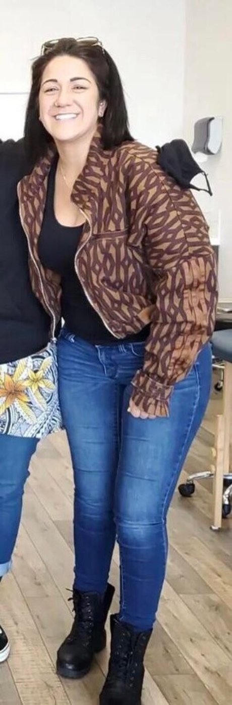 Bayley photo 554