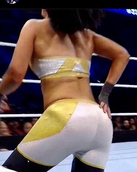Bayley photo 557