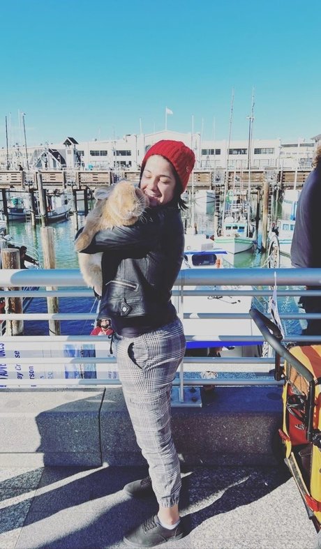 Bayley photo 567