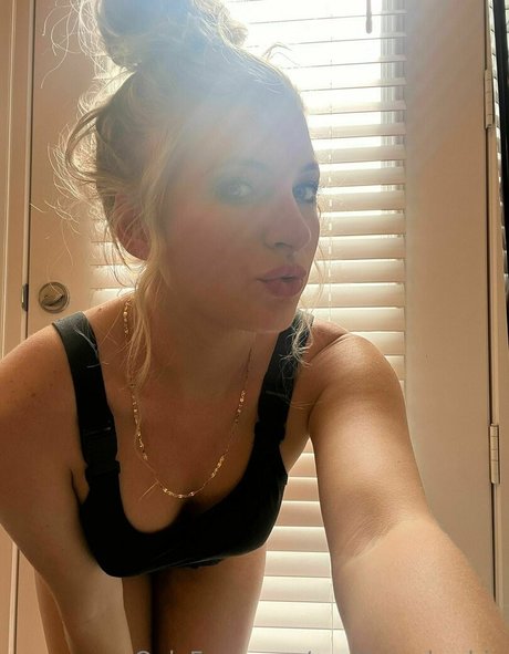 Baylie_nicolexo photo 19