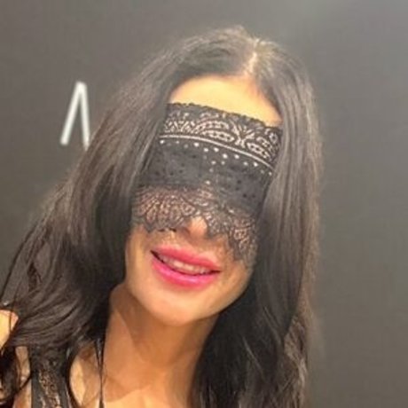 Profile photo of Bbcslutwife4u_2
