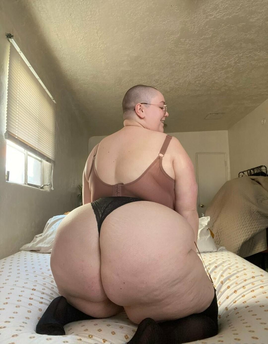 Bbwfrogprincess