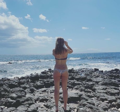Beachbabefourever photo 7
