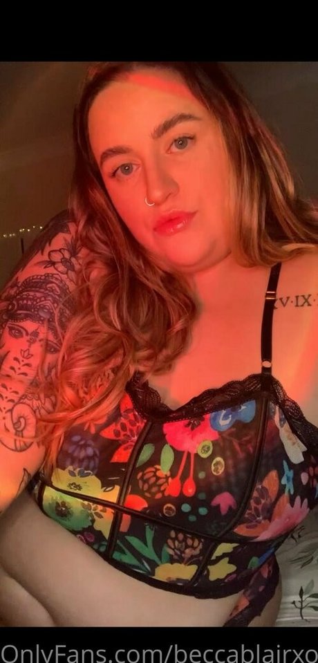 Beccablairxo photo 39