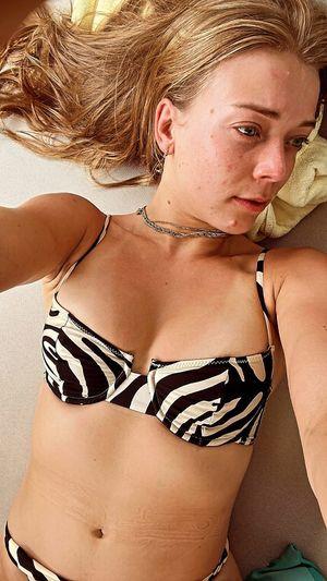 Becky Hill photo 6