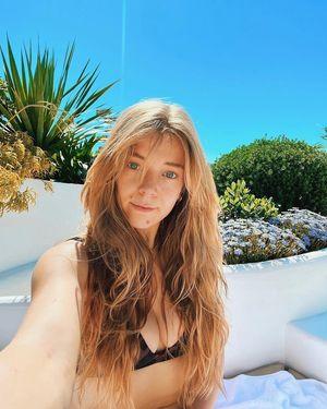 Becky Hill photo 11