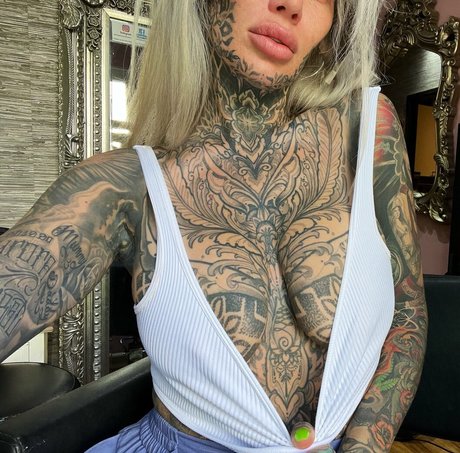 Becky Holt photo 18
