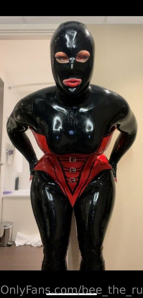 Bee_the_rubber_doll photo 11