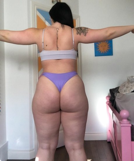Beesbooty photo 1