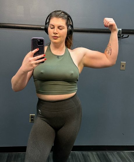 Bekahbutinonly photo 1